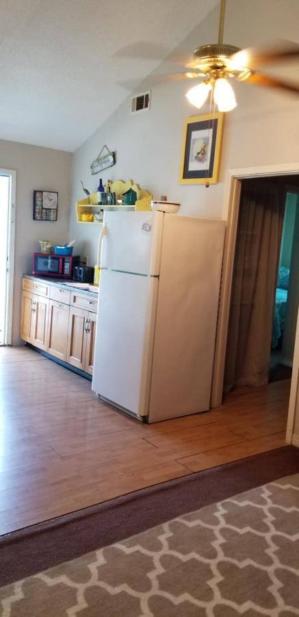 Cozy Riverfront House Sleeps 6 With Washer & Dryer Waveland Exterior photo