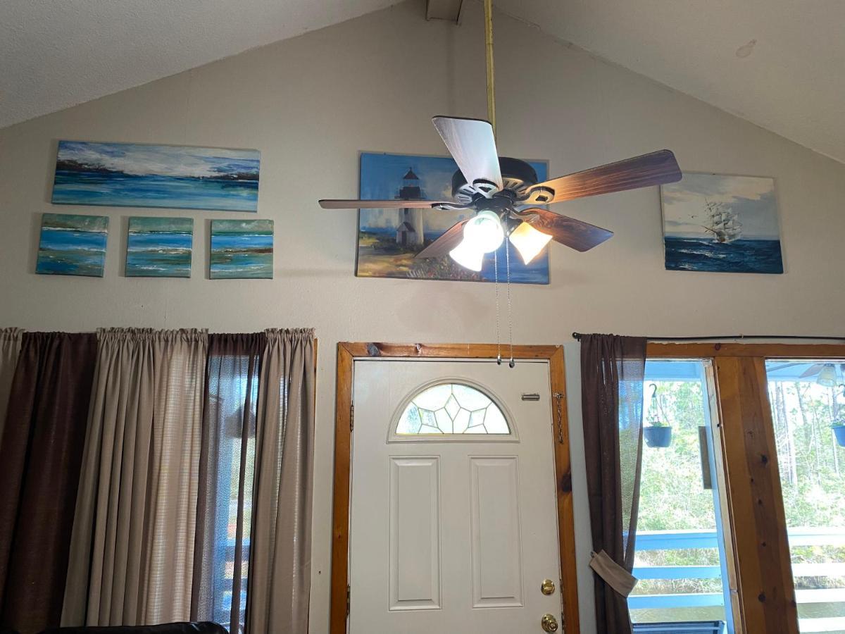 Cozy Riverfront House Sleeps 6 With Washer & Dryer Waveland Exterior photo