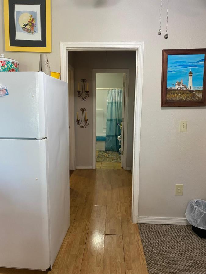 Cozy Riverfront House Sleeps 6 With Washer & Dryer Waveland Exterior photo