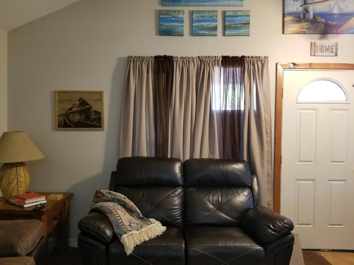 Cozy Riverfront House Sleeps 6 With Washer & Dryer Waveland Exterior photo