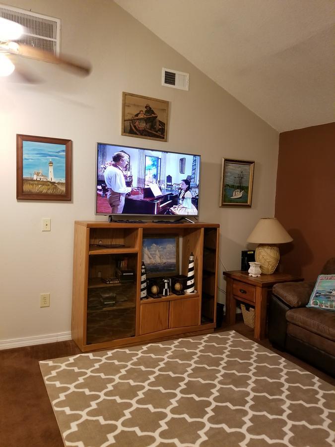 Cozy Riverfront House Sleeps 6 With Washer & Dryer Waveland Exterior photo
